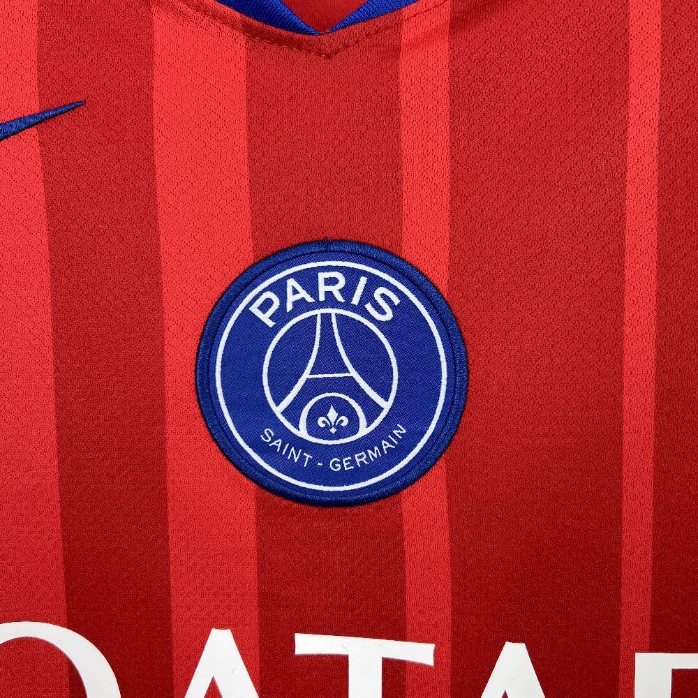 Maillot Third PSG 2025-2026 – Kvara – Nike – Rouge, Taille S – Neuf