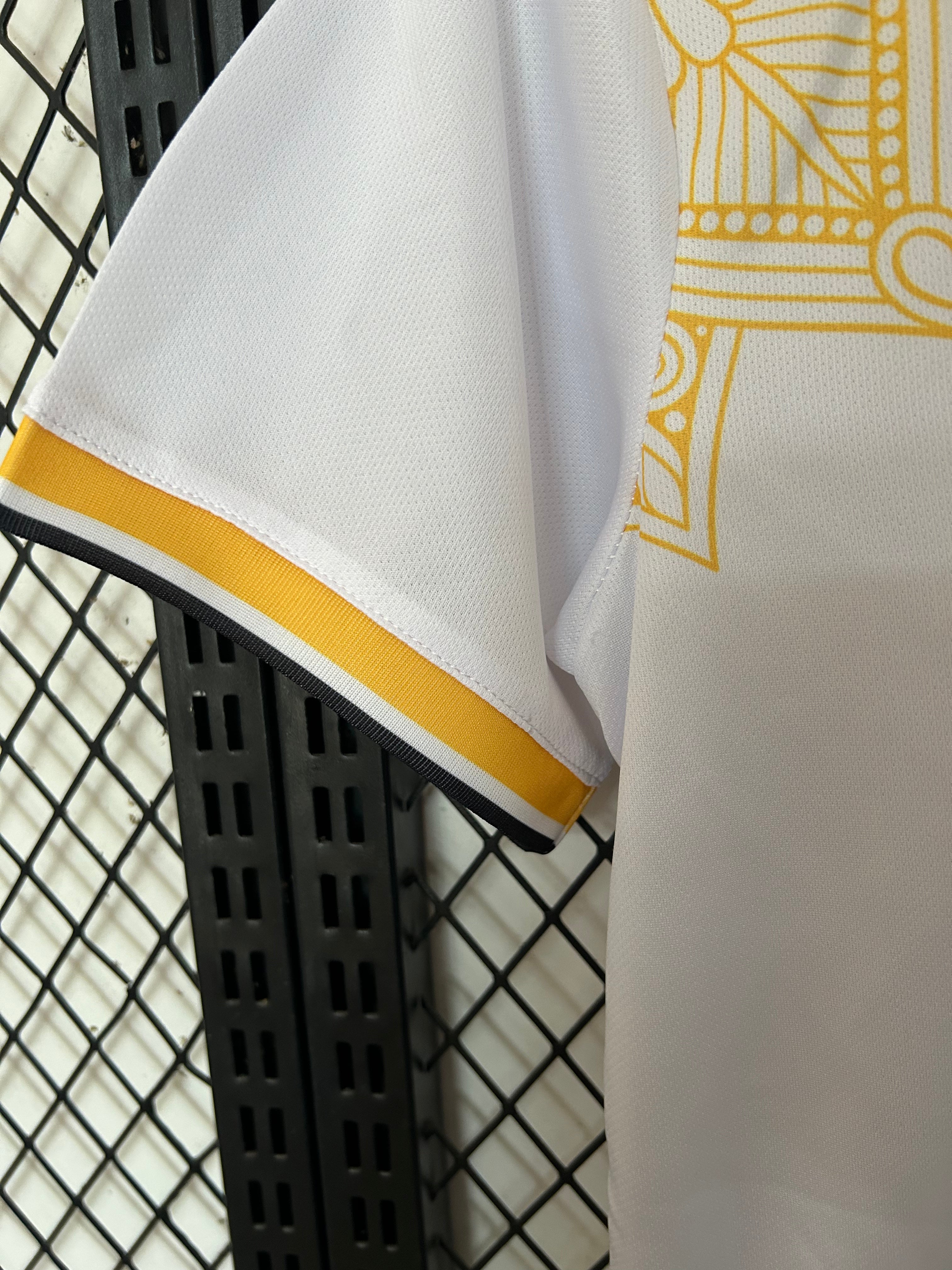 Real Madrid Maillot édition "serpent"